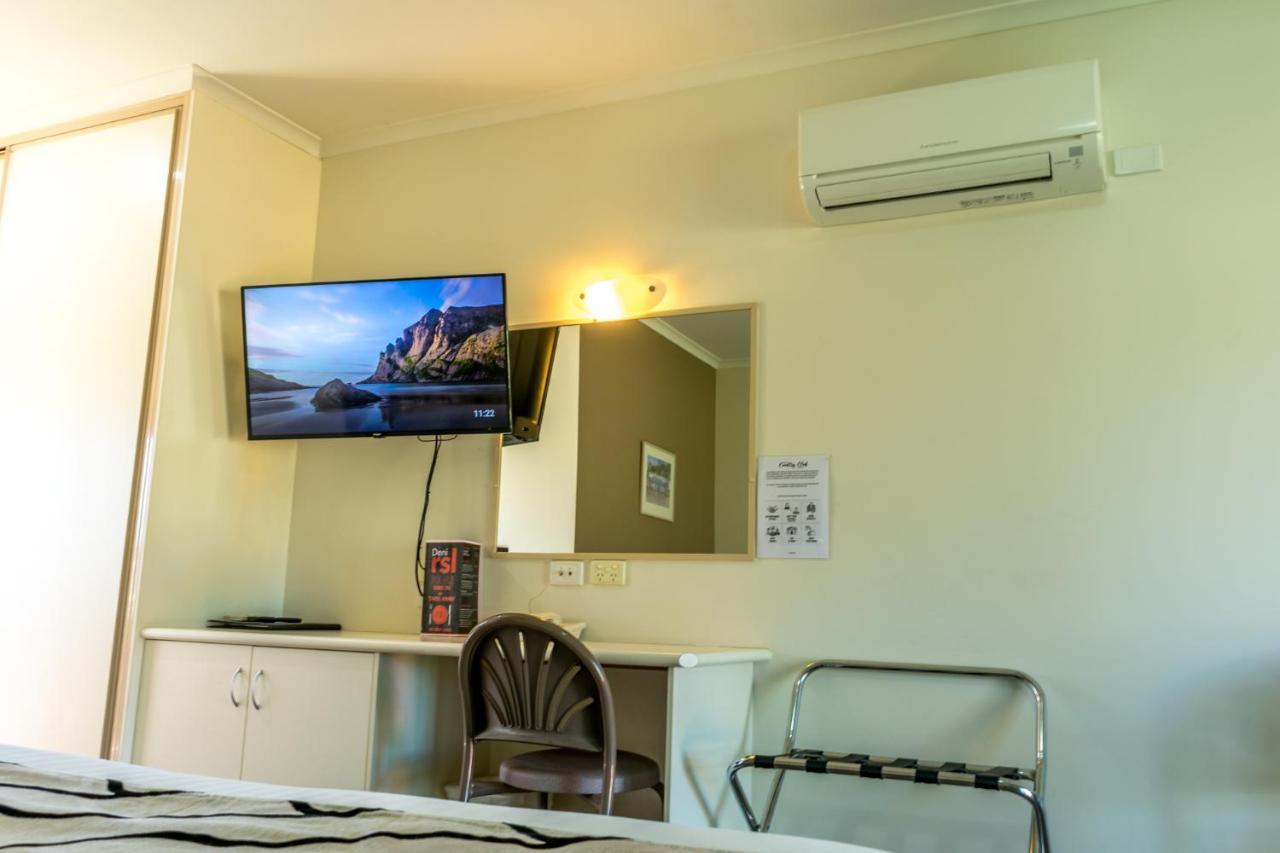 Deniliquin Country Club Motor Inn Exterior photo